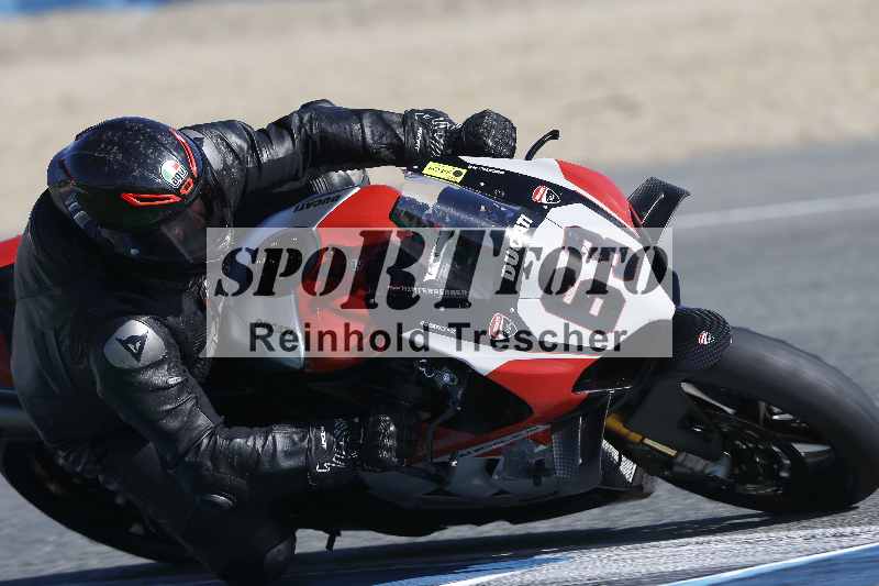 /Archiv-2024/02 29.01.-02.02.2024 Moto Center Thun Jerez/Gruppe schwarz-black/630